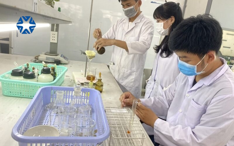 Thông tin tuyển sinh Đại học Dược từ xa