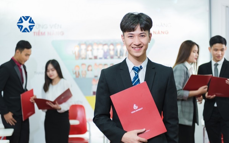 Văn bằng 2 Đại học Quản trị kinh doanh