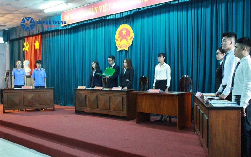Thông tin tuyển sinh Đại học Luật Kinh tế online