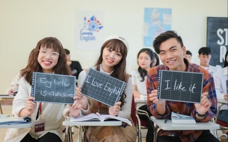 Học từ xa Đại học Ngôn ngữ Anh là gì?