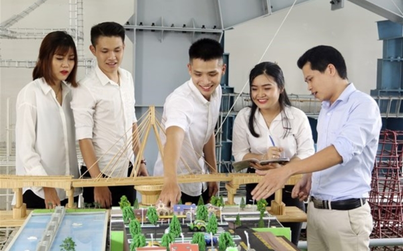 Thời gian học văn bằng 2 Đại học Công nghệ Kỹ thuật Xây dựng là bao lâu?