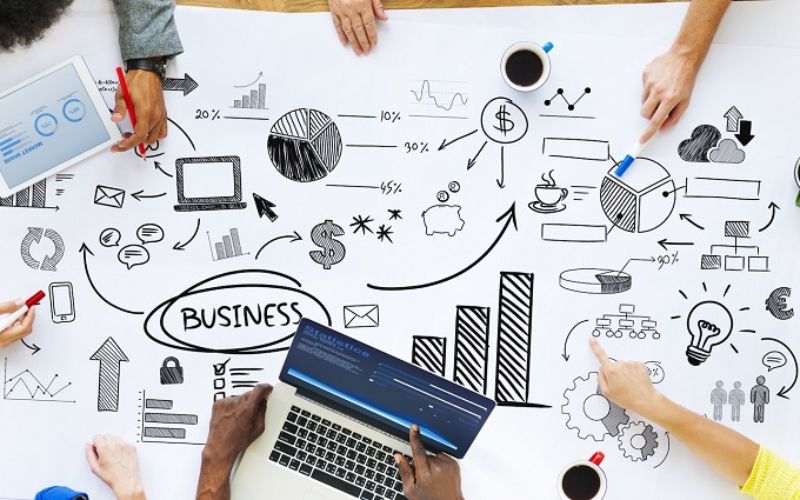 Học Đại học Quản trị Kinh doanh từ xa có gì lợi?