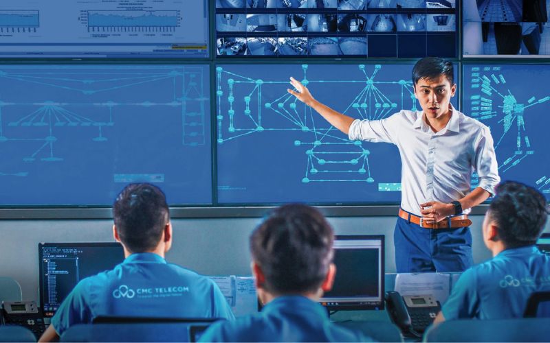 Tại sao nên chọn học online ngành Công nghệ Thông tin ngay hôm nay?