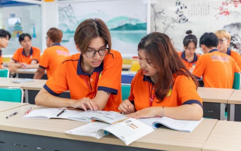 Học Đại học online ngành Ngôn ngữ Trung có khó không?