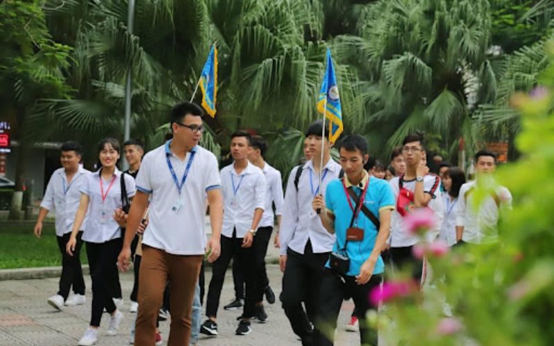 Học Đại học online ngành Quản trị dịch vụ du lịch và lữ hành có thể làm những công việc nào?