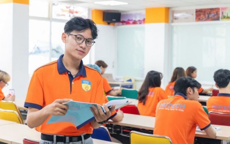 Thời gian học Đại học online ngành Ngôn ngữ Trung