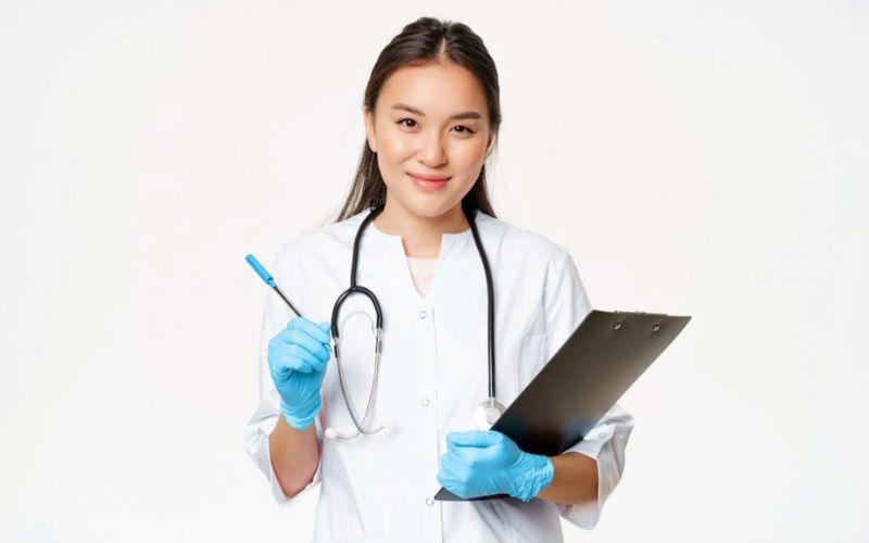 Học Văn bằng 2 ngành Y Dược để làm gì? 