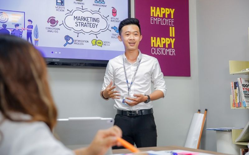 Ngành Quản trị kinh doanh có dễ xin việc không?