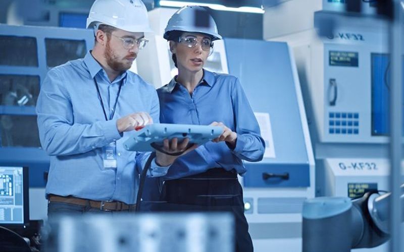 Vì sao nhiều người chọn học liên thông Quản lý công nghiệp?