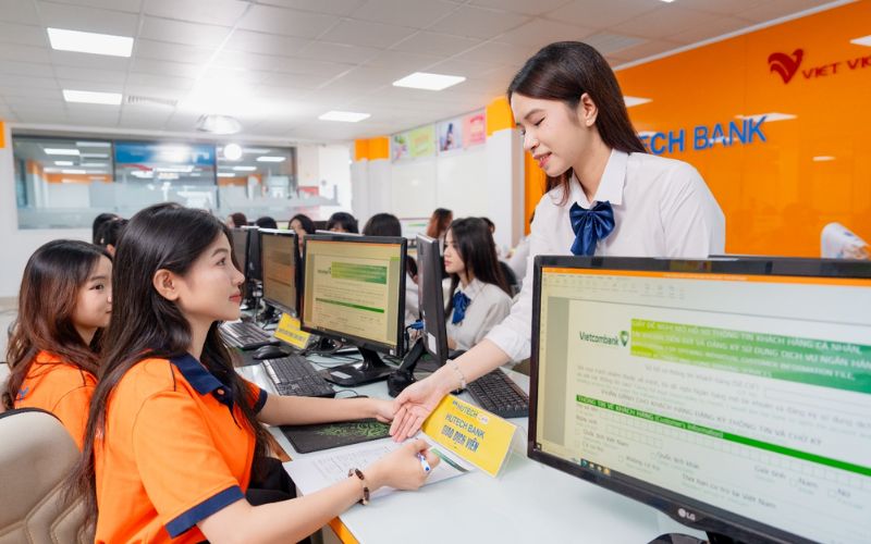 Vì sao nên lựa chọn học ngành Tài chính Ngân hàng hệ từ xa hiện nay?