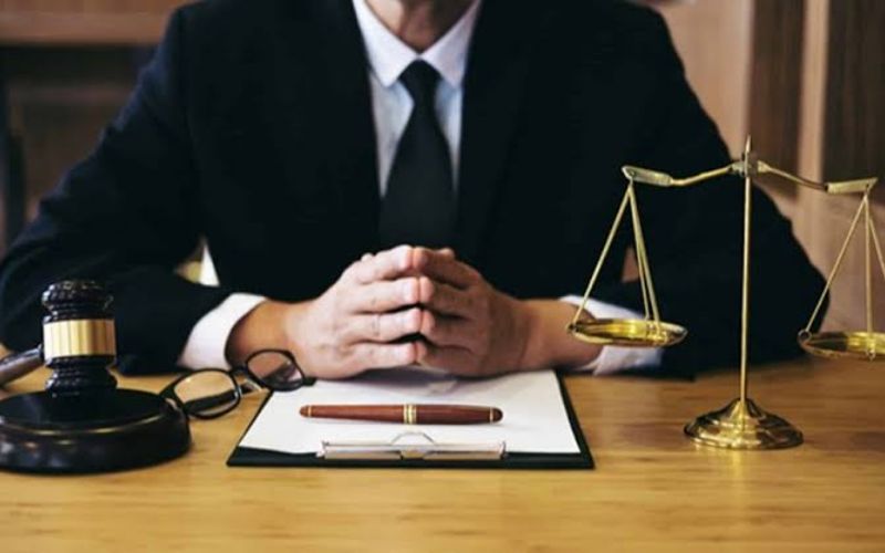 Tốt nghiệp Văn bằng 2 ngành Luật kinh tế có thể làm những công việc gì?