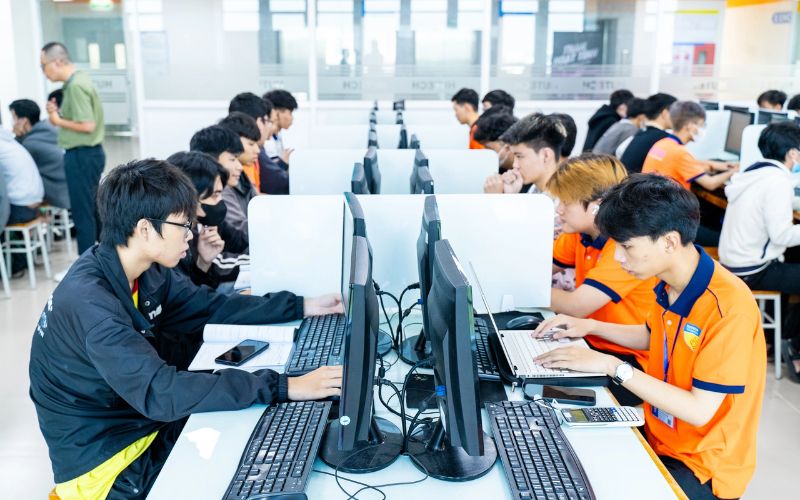 Đại học ngành Công nghệ thông tin Từ xa
