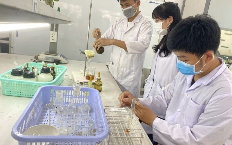 Ưu điểm khi học ngành Dược Từ xa